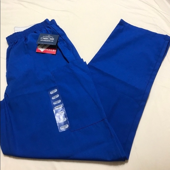 Cherokee set Scrubs - Picture 5 of 5